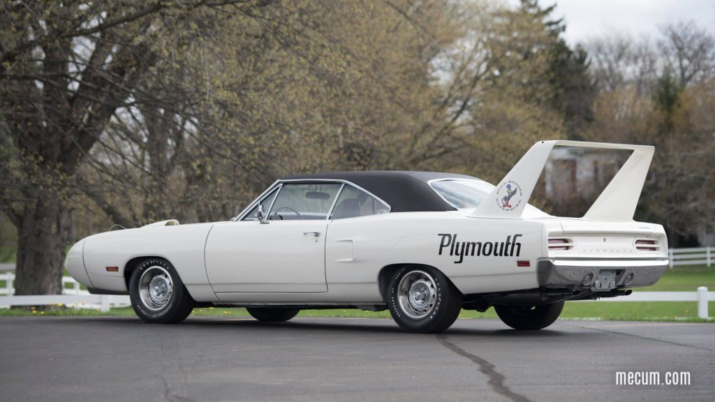 1970 Plymouth Superbird in Alpine White