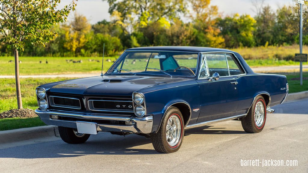 Photo of a 1964 Pontiac GTO