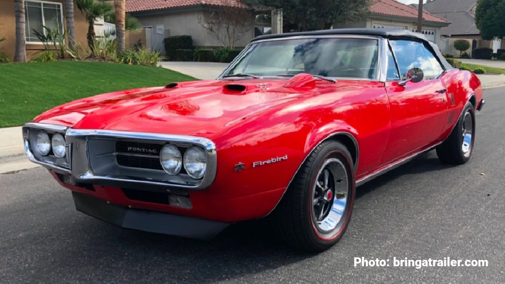 Photo of a 1967 Pontiac Firebird 400