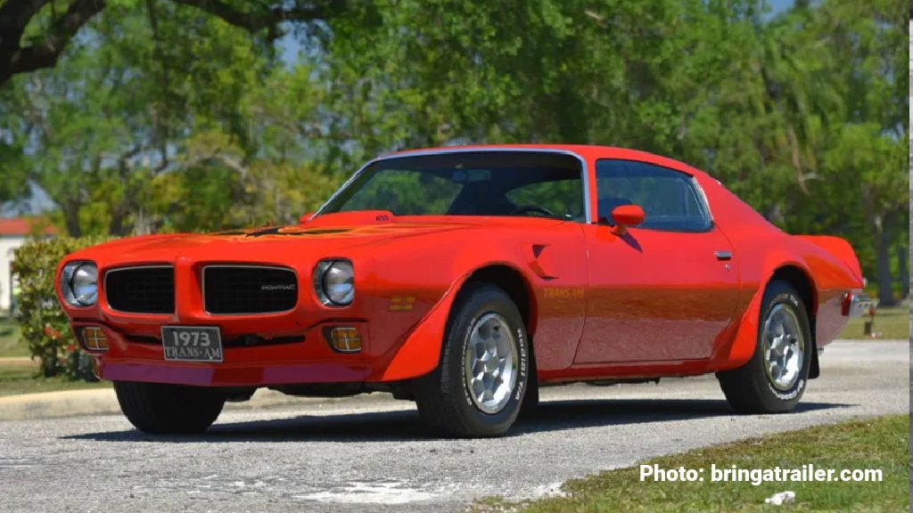 Photo of a 1973 Pontiac Firebird