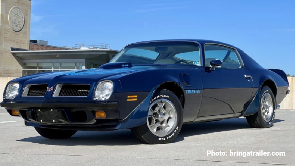 Photo of a 1974 Pontiac Firebird