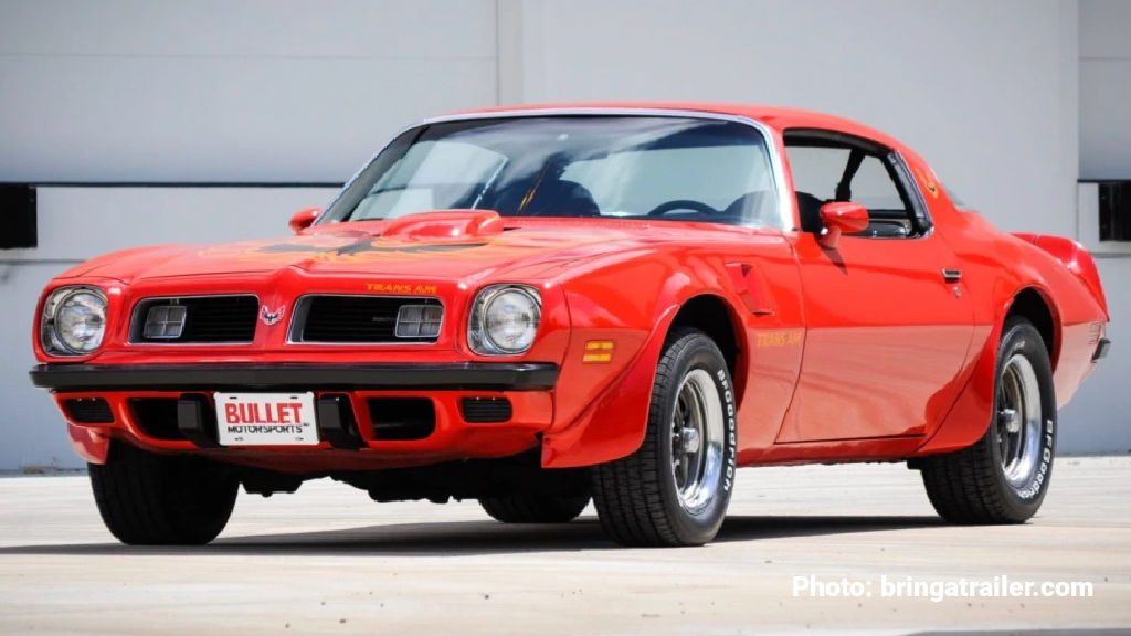 Photo of a 1975 Pontiac Firebird in Red