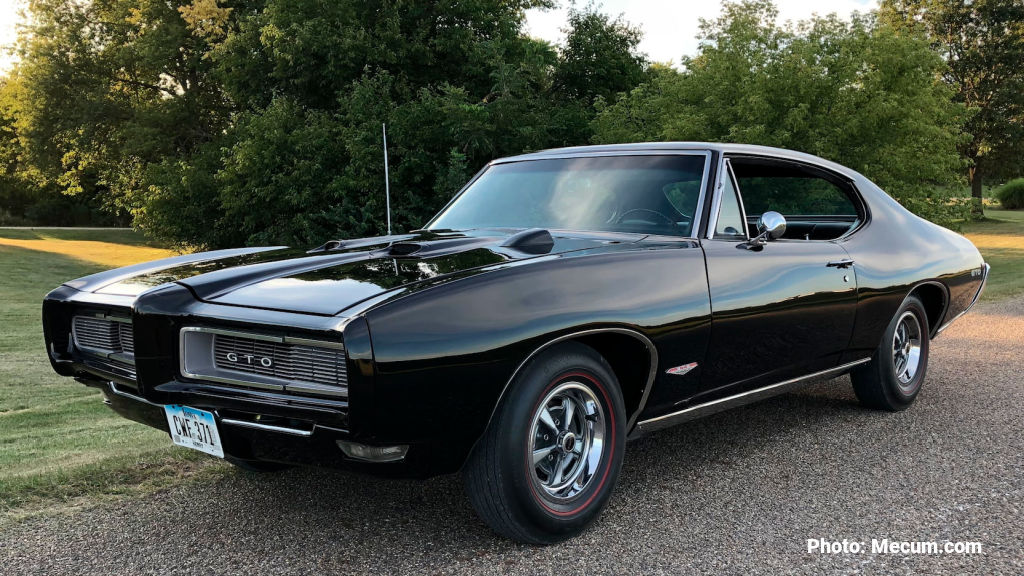 Photo of a 1968 Pontiac GTO